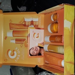 NWT OLEHENRIKSEN LUMINOUS VITAMIN C SET 5 PACK